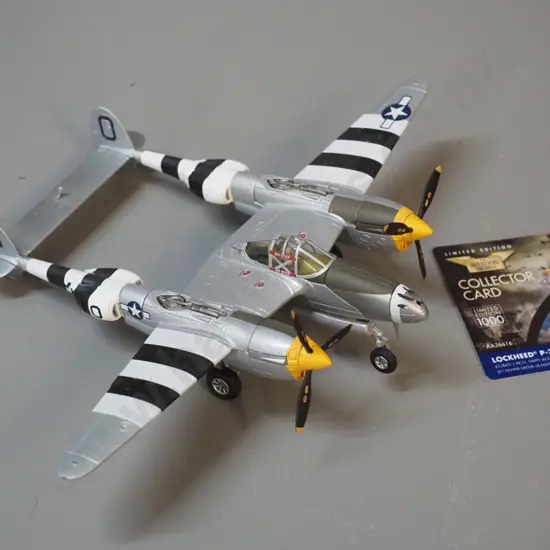 Corgi Aviation Archive die-cast 1:72 scale model - Lockheed P-38 (J) Lightning with limited edition card
