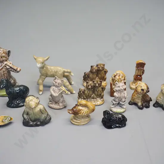 assorted whimsies, mostly animals, butterfly and fawn marked Wade - tallest kitten is H-70