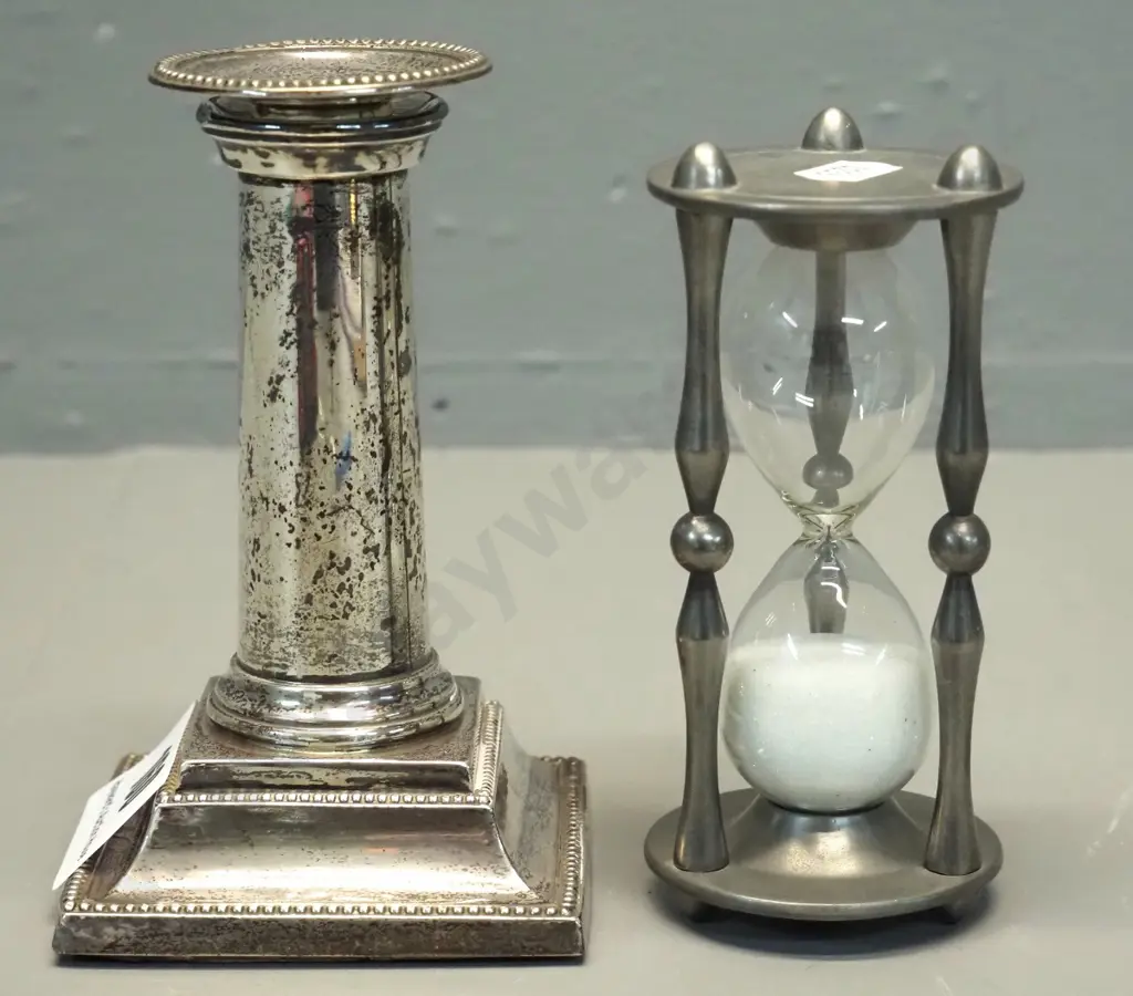 weighted sterling silver candlestick H-140 and a Royal Holland pewter egg timer Image 1++