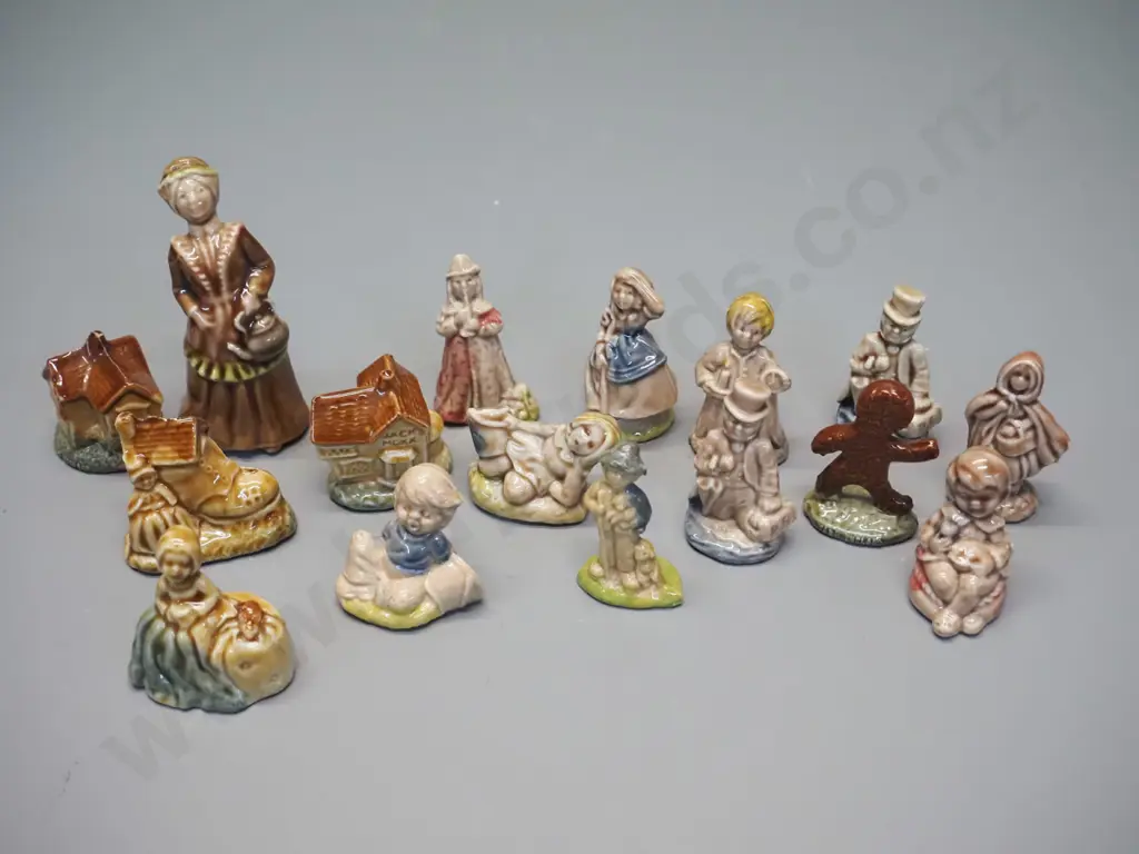 assorted whimsies, none with maker's marks - people, cottages, etc. - tallest is H-70 Image 1++