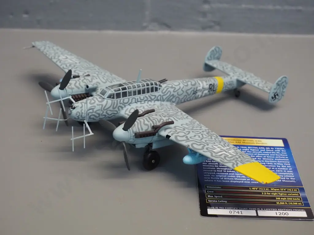 Corgi Aviation Archive die-cast 1:72 scale model - Messerschmidt VF110G 4/R6 with limited edition card Image 1++