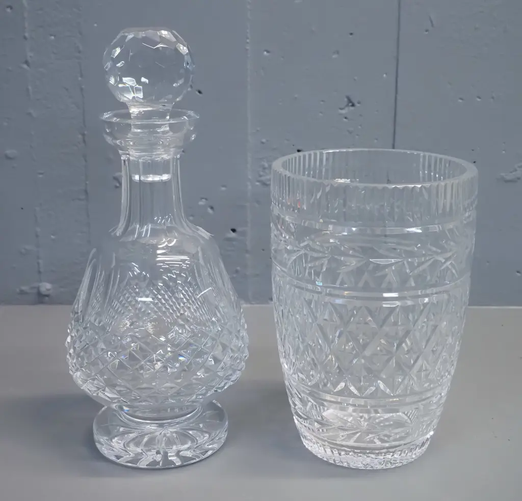 Waterford cut crystal vase H- 200 D-135 Image 1++