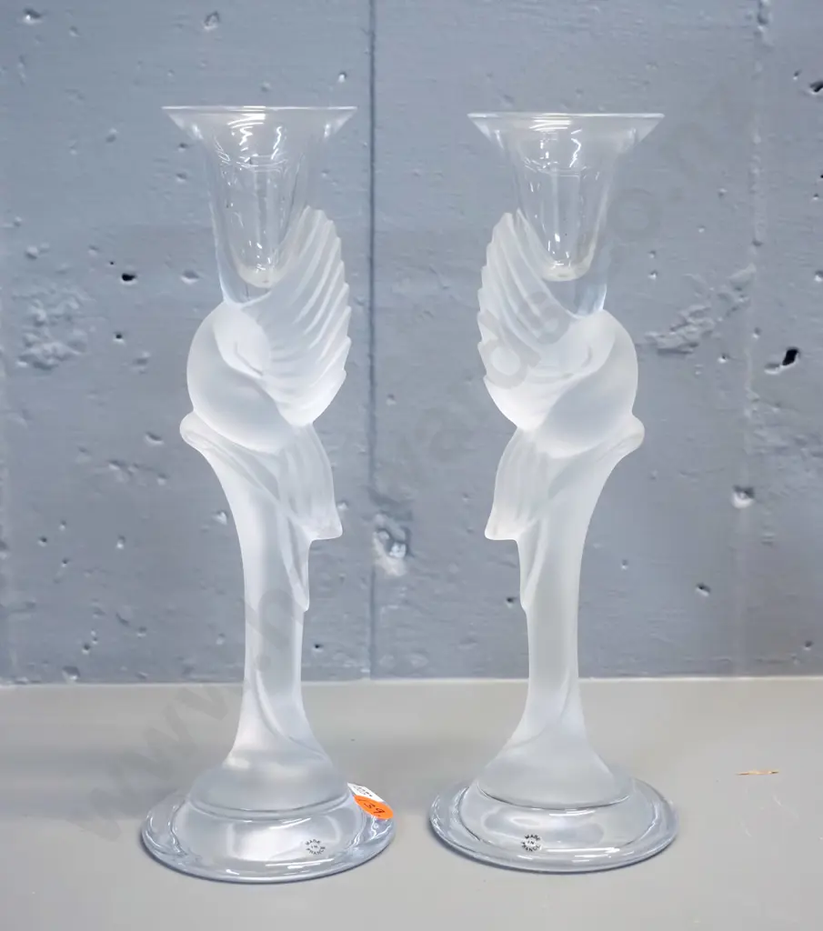 pair of frosted and clear glass dove motif candlesticks - etched Igor Carl Faberge FM 87 France on base H-225 Image 1++