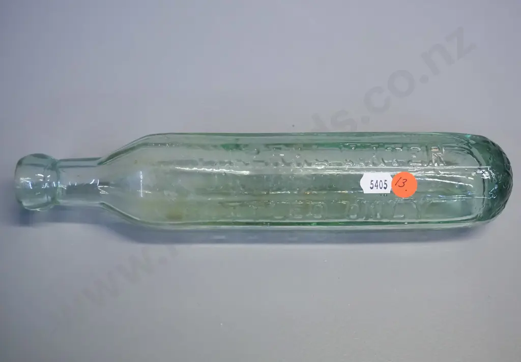 vintage Thomson & Co. Wairongoa springs mineral water bottle with rounded end - bottled at springs etc. L-280 Image 1++