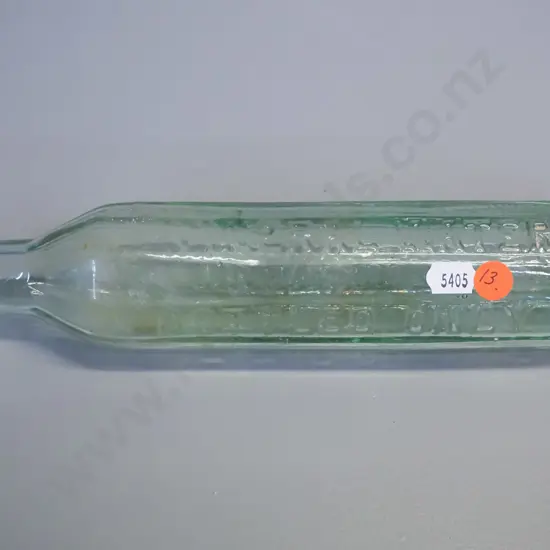 vintage Thomson & Co. Wairongoa springs mineral water bottle with rounded end - bottled at springs etc. L-280