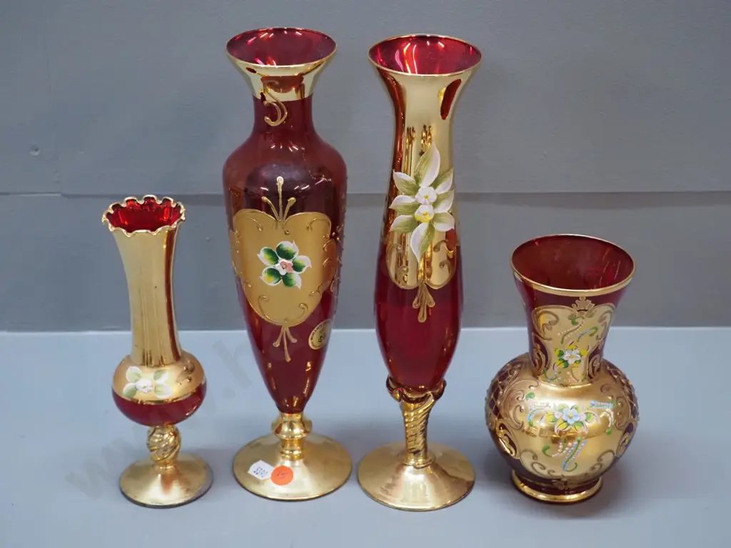 4 red Venetian glass vases - 3 are footed, tallest are H-280 Image 1++