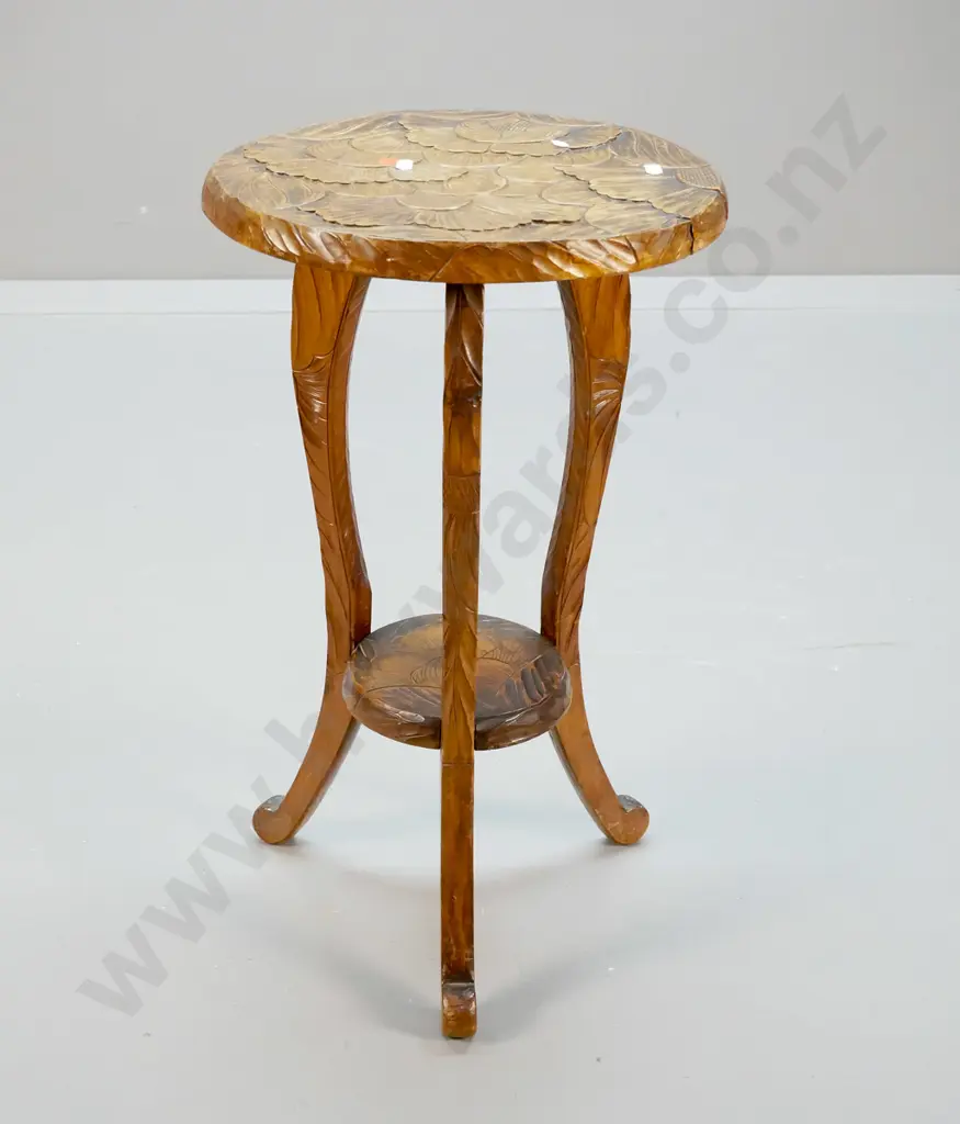 vintage kauri round chip-carved occasional table with lower shelf H-620 D-360 Image 1++