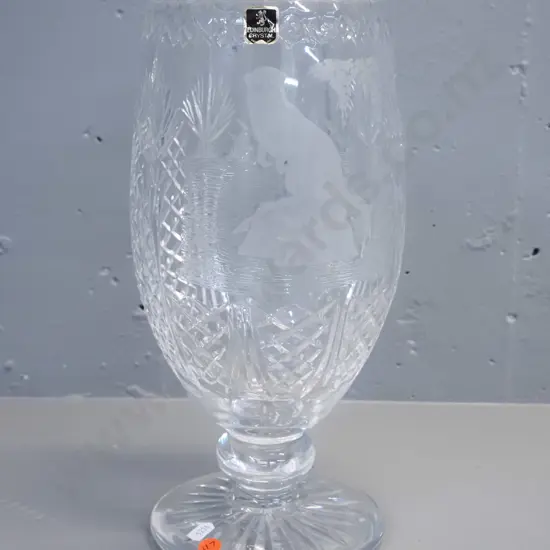 Edinburgh large heavy cut and etched crystal vase with otter motif - with certificate H-340 D-140
