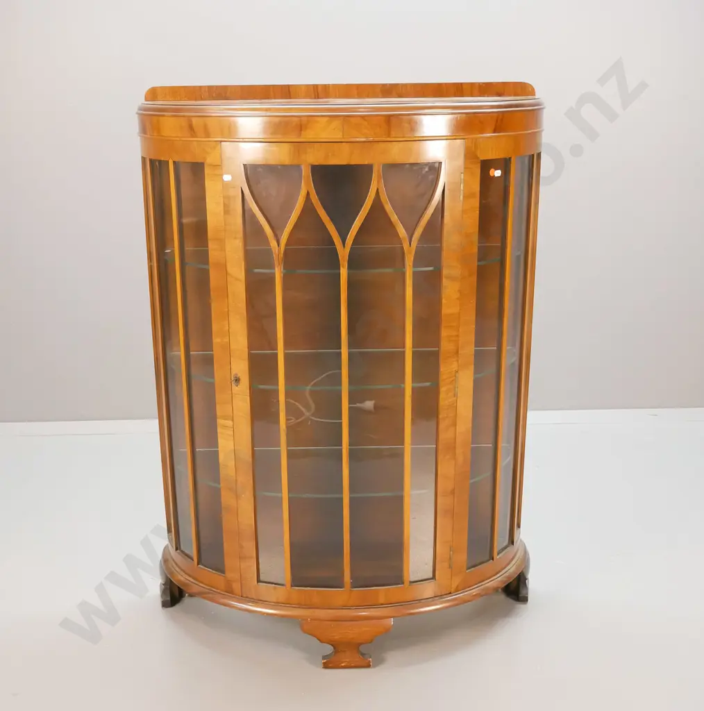 reproduction mahogany bow-front display cabinet with 3 glass shelves, one door, astragals, key escutcheon - some rubbing Image 1++