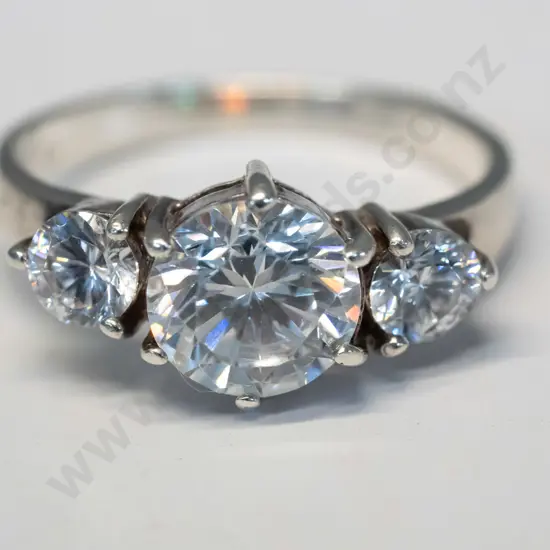 silver cz dress ring stamped 925 silver