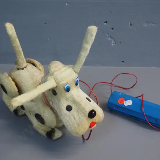 retro battery operated dog with wired remote control H-230 L-260 - untested but battery compartment is clean