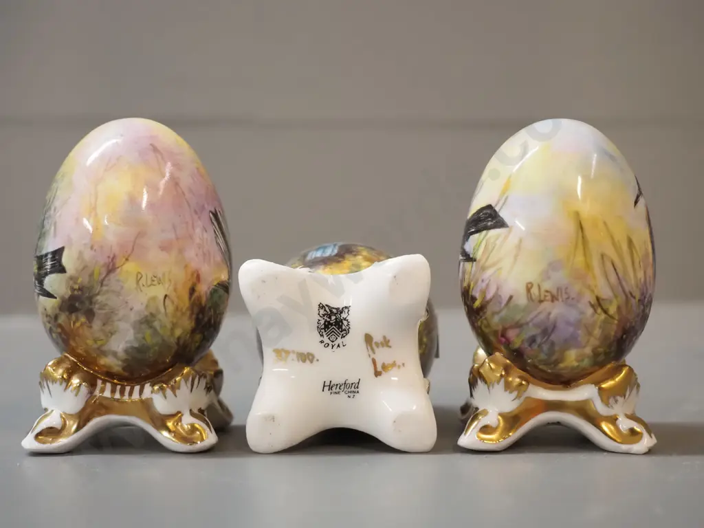 3 small Hereford NZ china signed hand-painted bird motif eggs H-80 and a Hutschenreuther butterfly ornament Image 1++