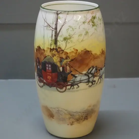 Royal Doulton Coaching Days vase H-180