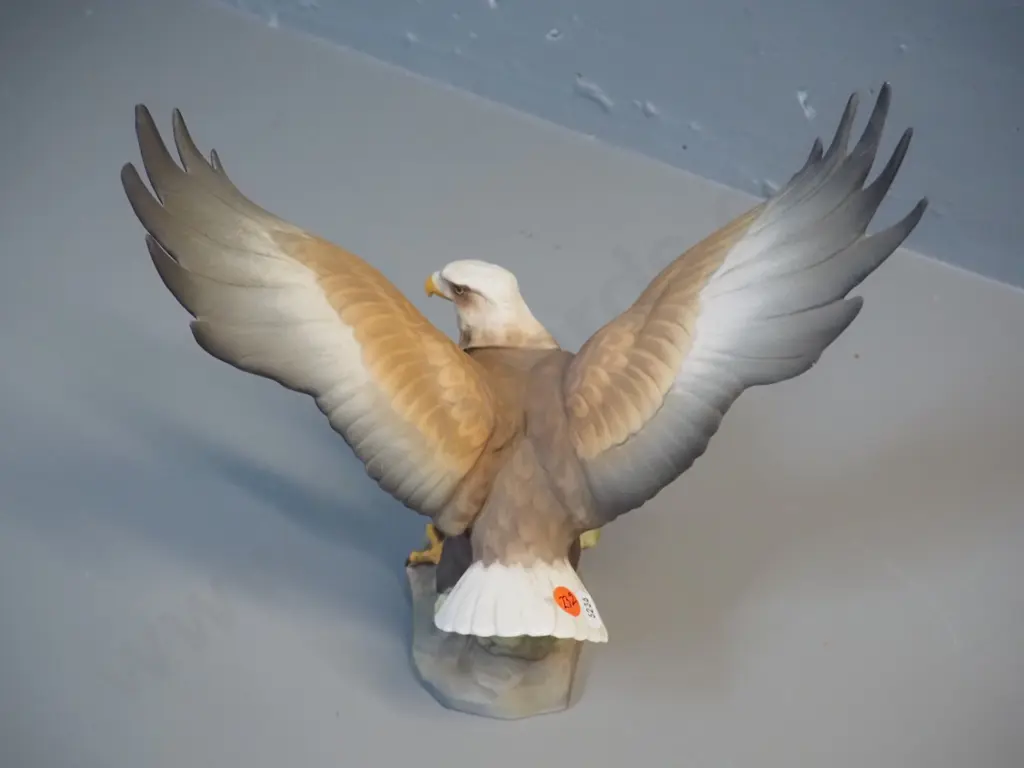 Hutschenreuther eagle figurine H-270 W-275 Image 1++