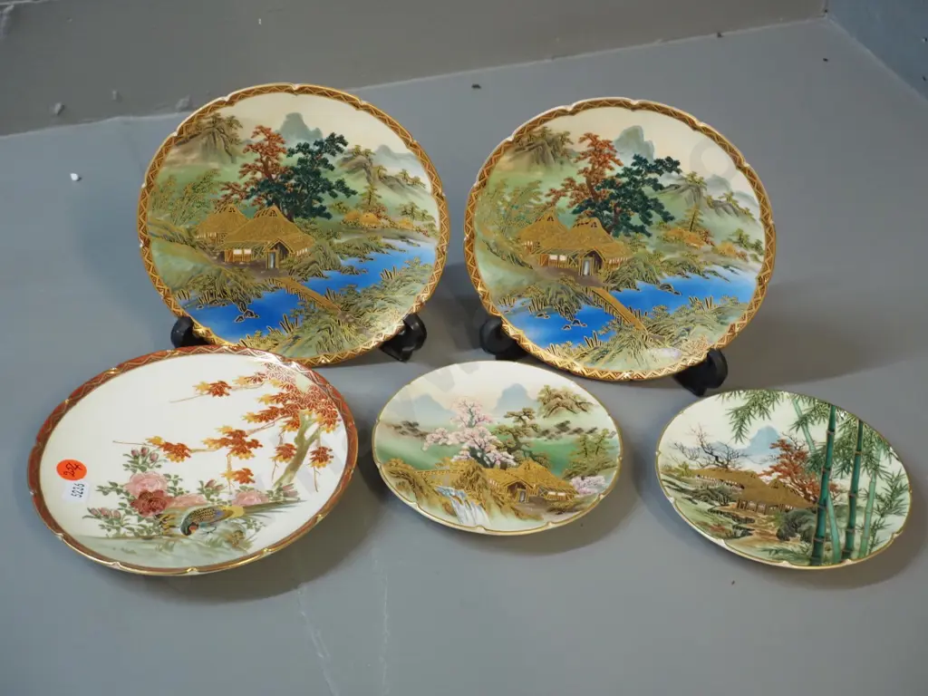 5 small Japanese Satsuma scalloped-edge plates including 2 pairs - largest is D-155 Image 1++