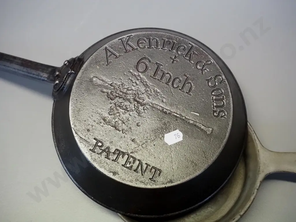 2 vintage cast iron frypans - larger one with tin handle marked A Kenrick & Son 6" - length 470 Image 1++