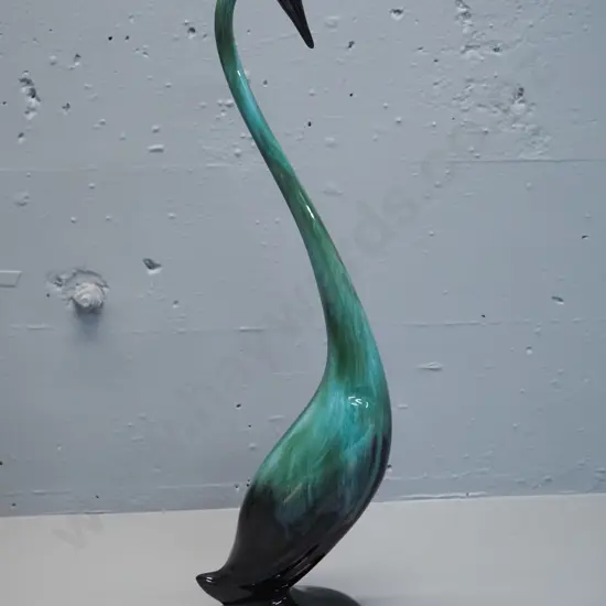 Blue Mountain pottery tall slender-necked bird (heron?) figure H-450 W-130