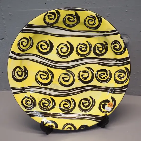 large hand-painted studio pottery charger by Terence Mclaughlin Christchurch - D-330