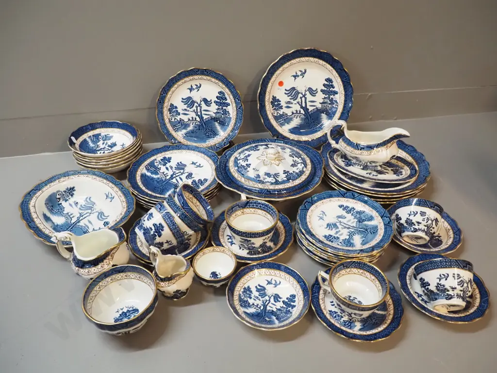 large collection of Booth's "Real Old Willow" dinnerware - covered vege, gravy boat & saucer, 2 creams & sugars, Image 1++