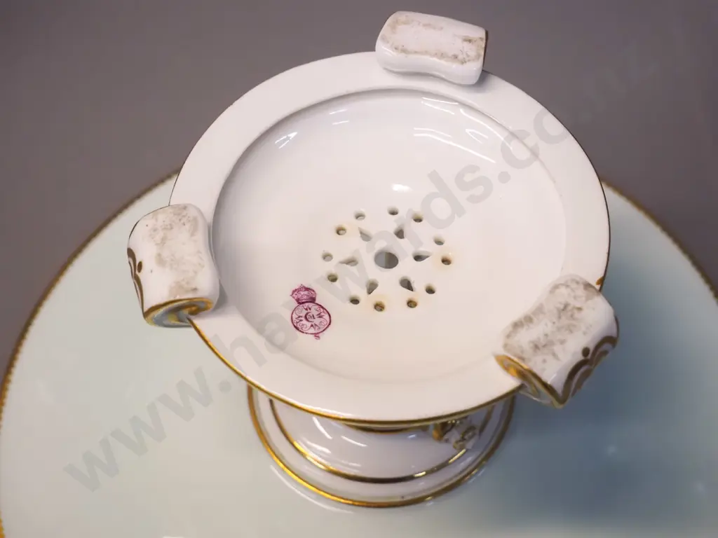 Royal Worcester hand-painted floral pattern comport dish H-125 D-240 Image 1++