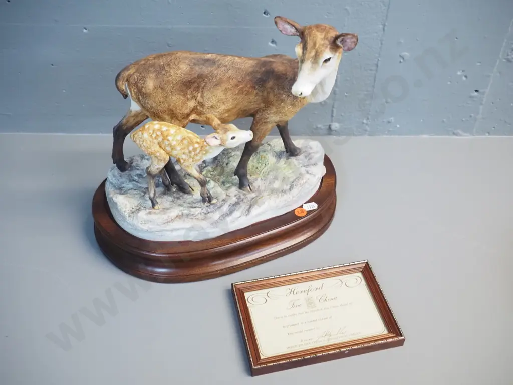 Hereford NZ hand-painted hind and fawn figurine on fitted wooden base, H230 L260, with certificate. H-290 L-300 Image 1++