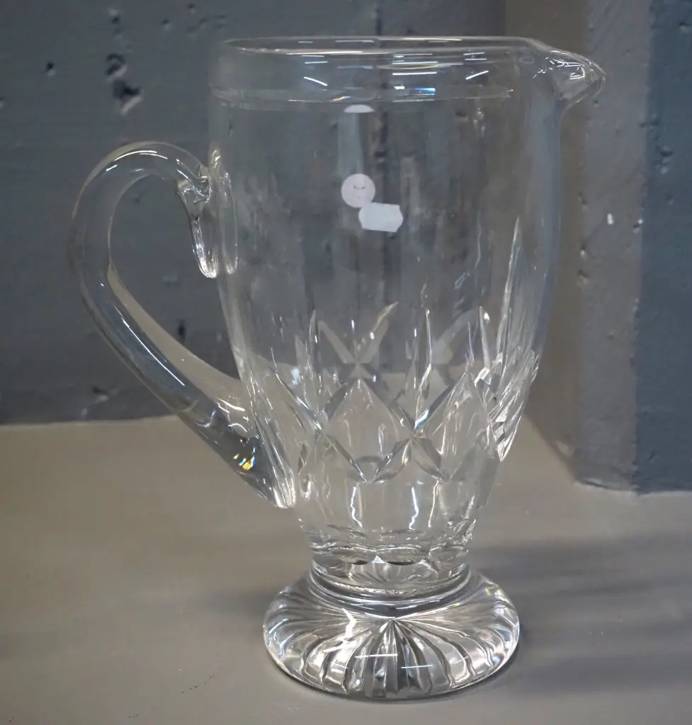 large Stuart cut crystal water jug H-220 W-200 Image 1++