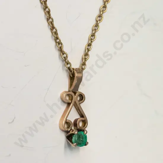 small emerald necklace stamped 9C