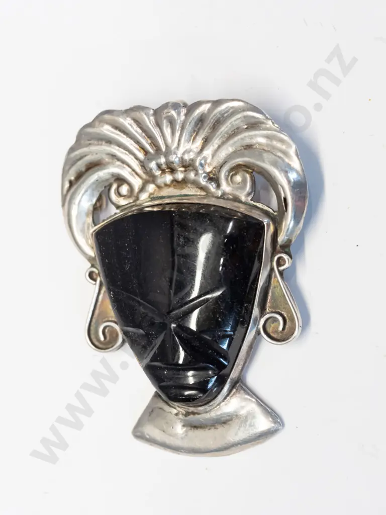 silver native pendant stamped 925 no chain Image 1++