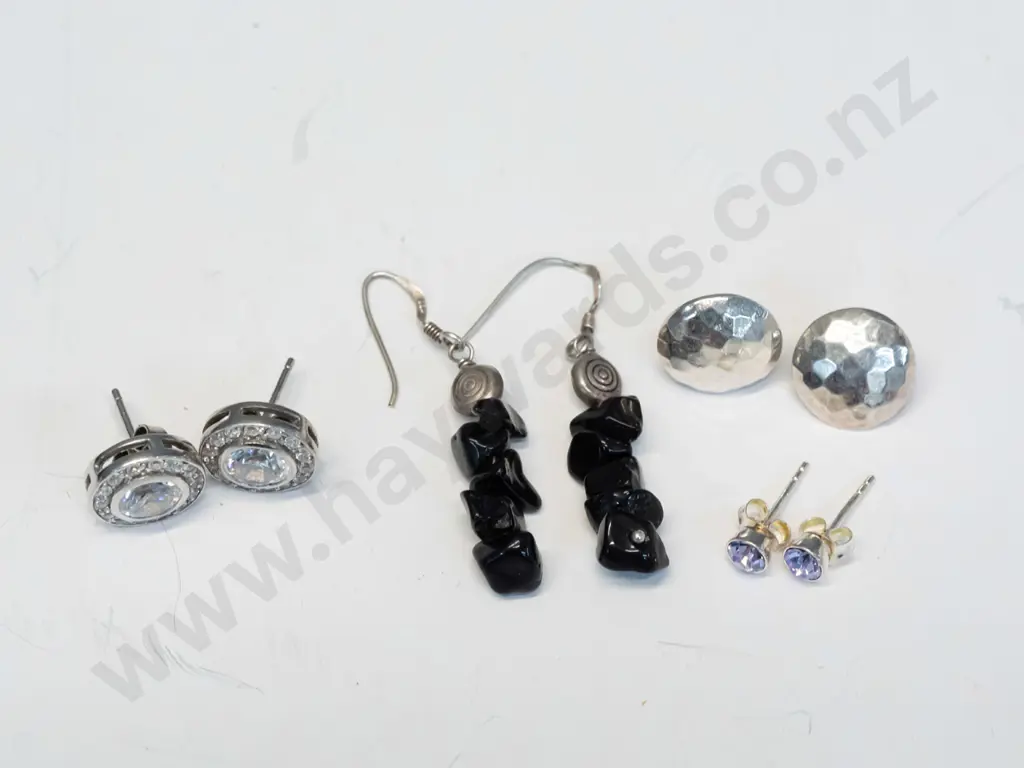 4 pairs asstd silver earrings all stamped 925 Image 1++