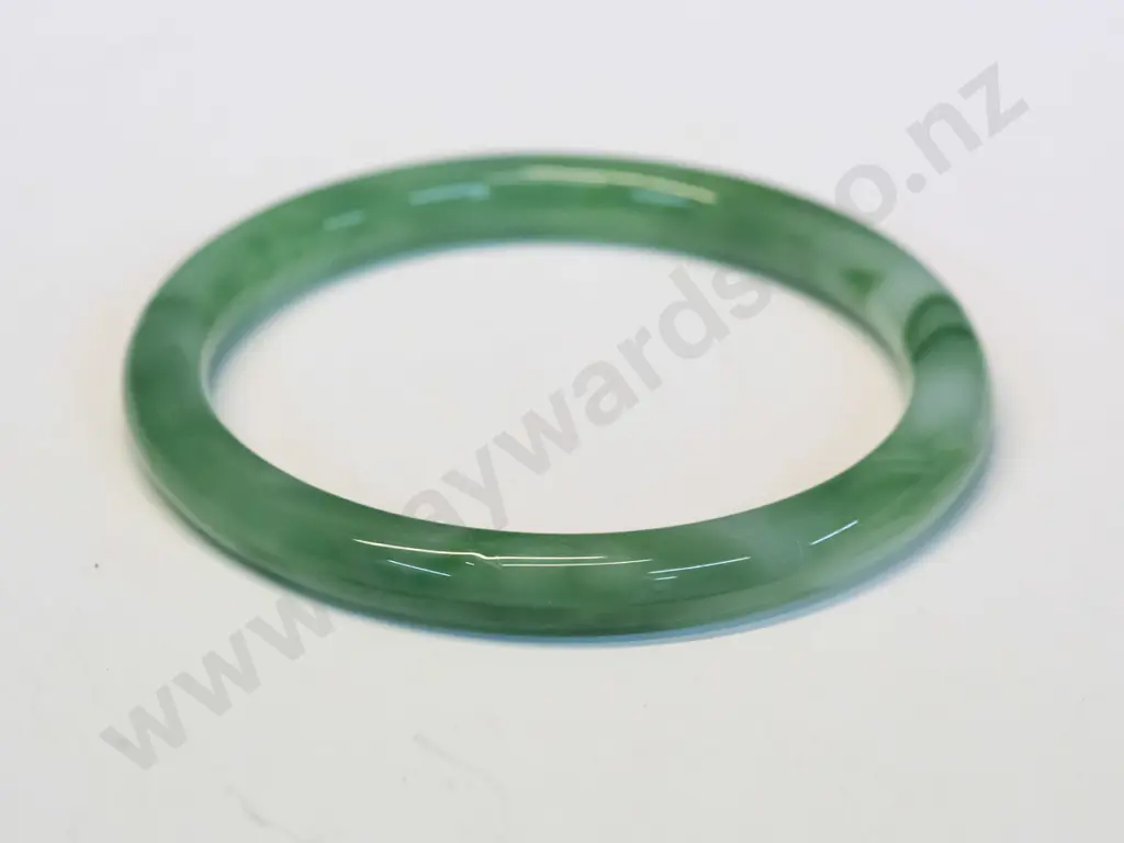 jade bangle Image 1++