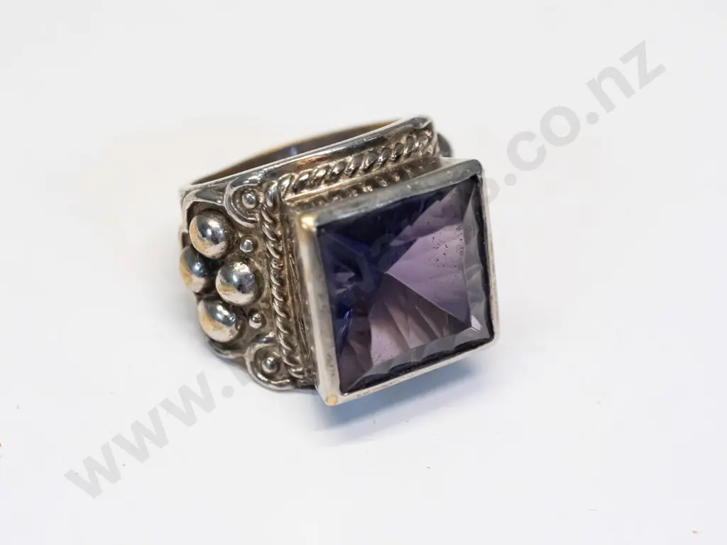 silver amethyst ring stamped 925 & brooch no mark Image 1++