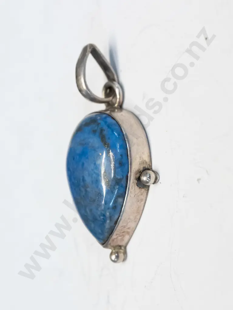 silver blue stone pendant stamped 925 no chain Image 1++