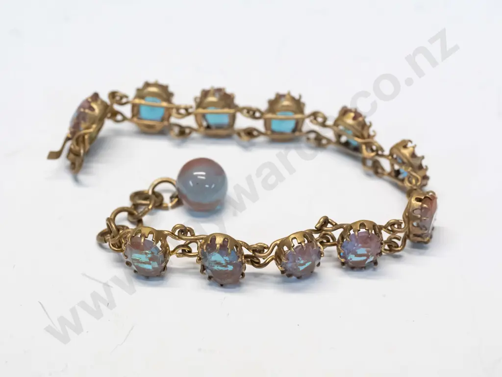 costume bracelet Image 1++