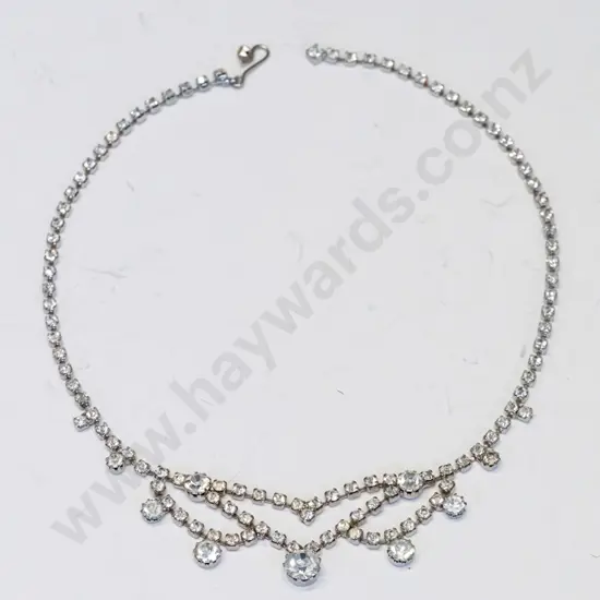 costume necklace