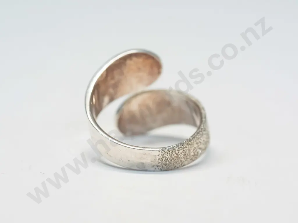silver ring stamped 925 Italy Image 1++