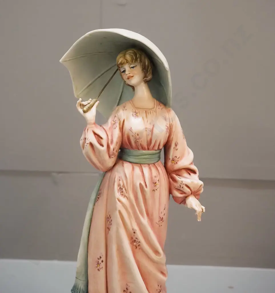 2x "A. Borsato" Italian porcelain figurines - woman with umbrella H-280 and sitting woman Image 1++