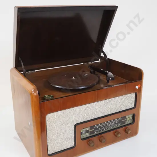 vintage Cromwell timber-cased radiogram w/78RPM gramophone, tin of needles. Radio / Gram.