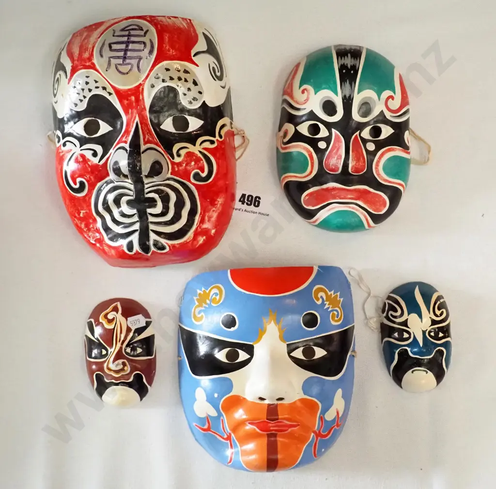 5 painted papier-mache Asian wall masks, largest H-240 W-170 Image 1++