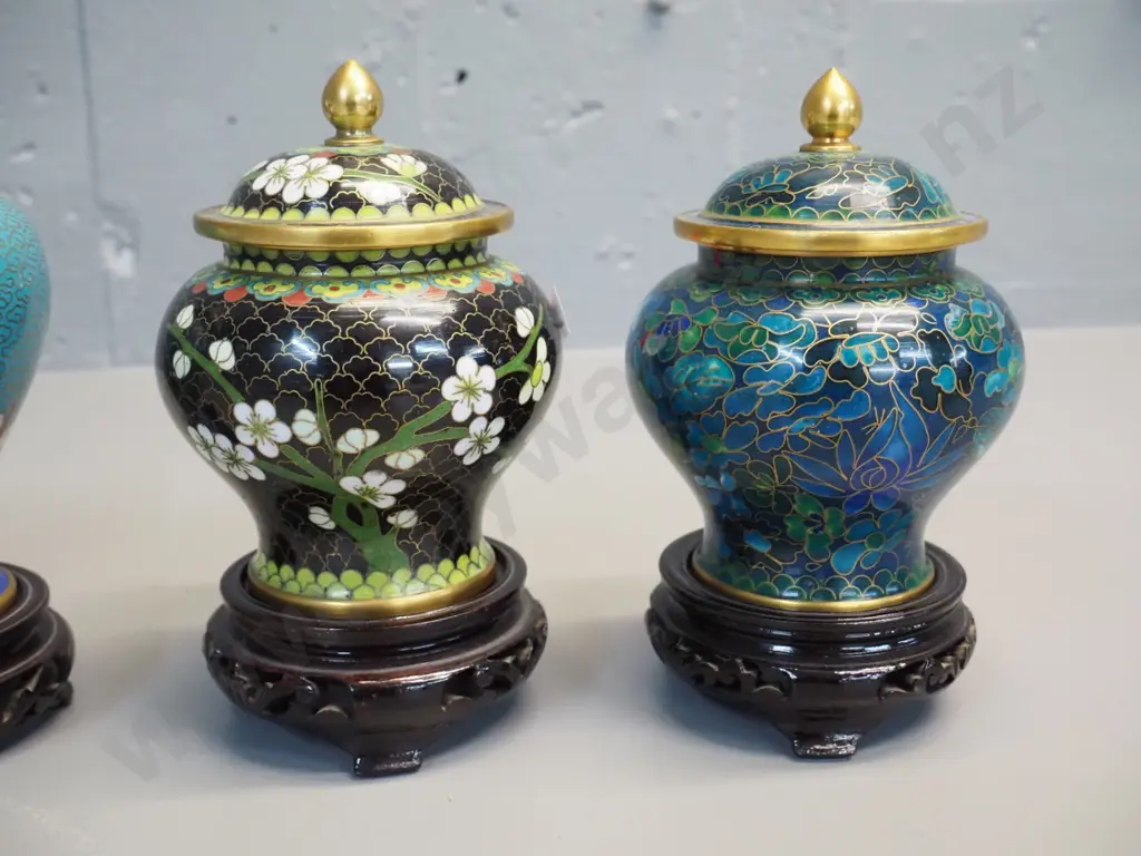 4 cloisonne small lidded urns / cover pots on wooden stands - 2 pairs of matching shapes, taller is H-140 without stand Image 1++