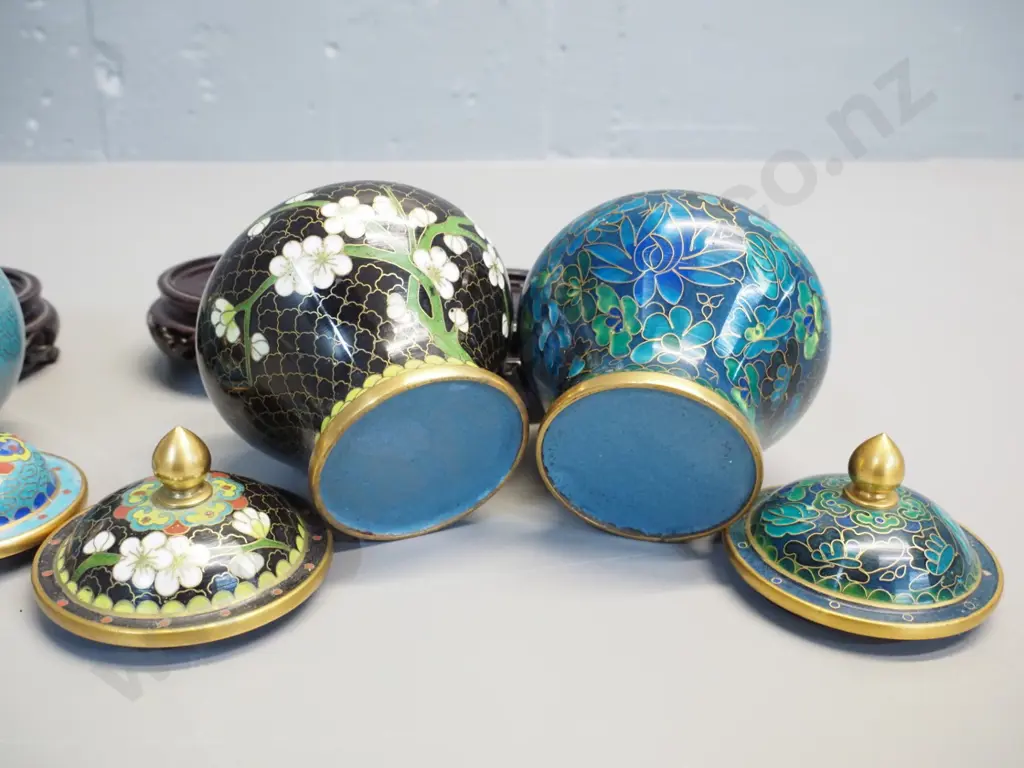 4 cloisonne small lidded urns / cover pots on wooden stands - 2 pairs of matching shapes, taller is H-140 without stand Image 1++