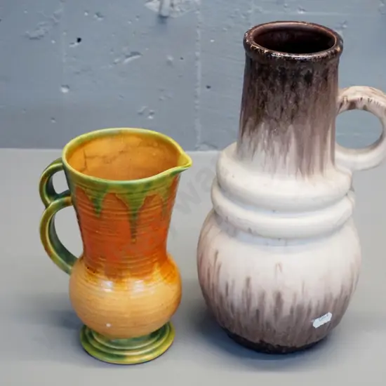 2 jug vases - Crown Devon and German pottery H-275
