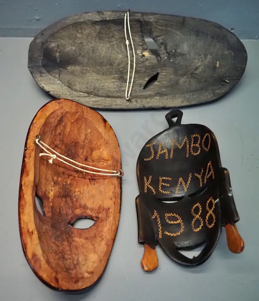 3 carved timber African wall masks - one marked Jambo Kenya. Tallest is H-380 W-170 Image 1++