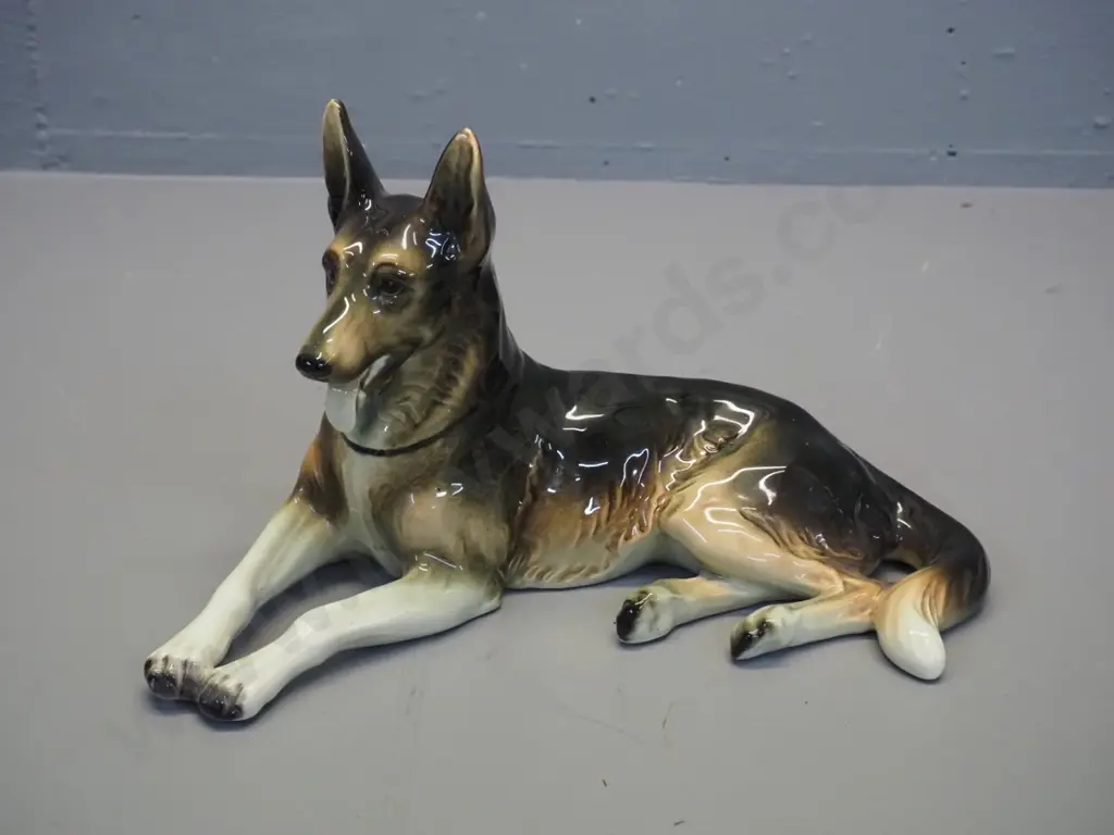 Alsation dog figure - marked Made in West Germany H-180 L-300 Image 1++