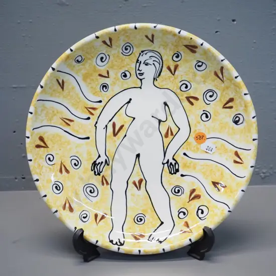 Toni Walker Australia studio pottery display plate D-260