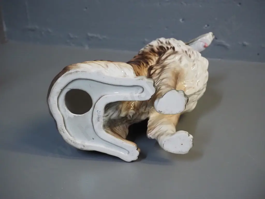 large porcelain collie dog figure - marked Japan. H-290 Image 1++