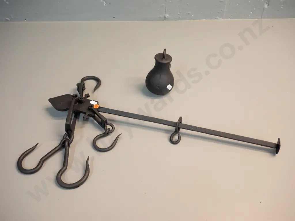 vintage cast iron hanging balance farm scales with hooks and weight L-550 - marked 150 Imperial W&T Avery Image 1++