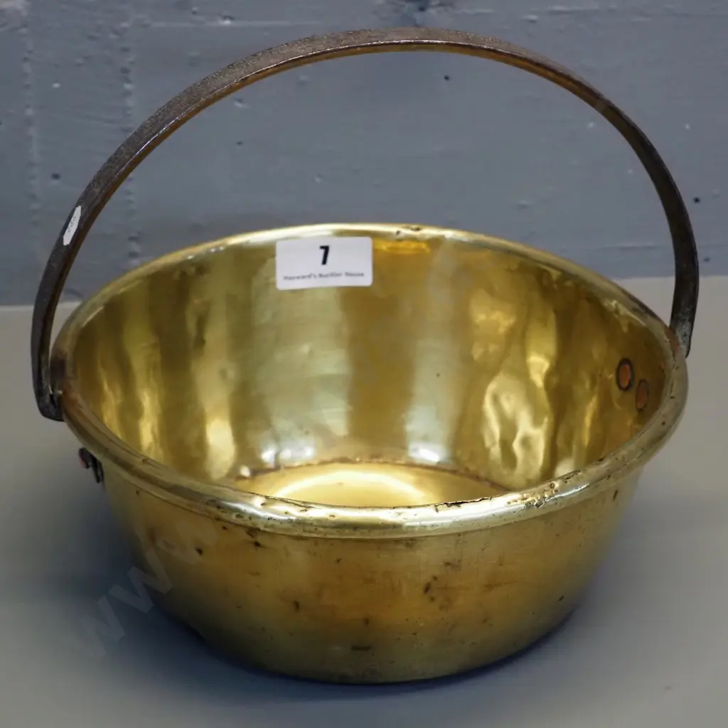 vintage small brass jam pan Image 1++