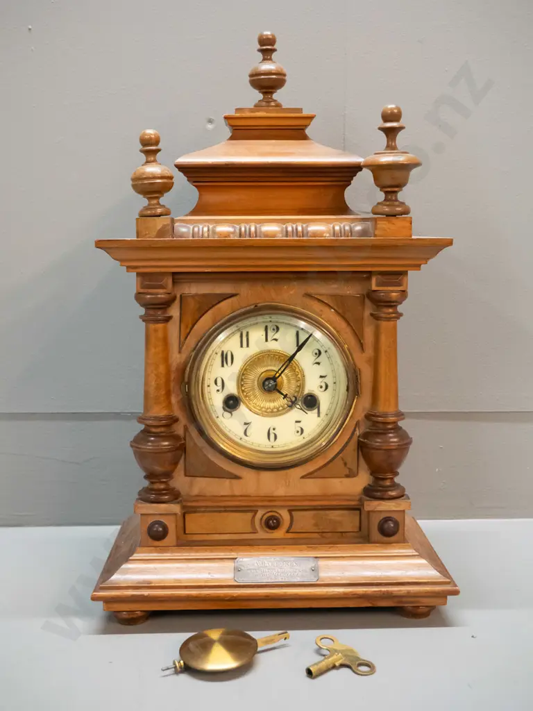 wood-cased H.A.C. Wurtemberg mantel clock with brass pendulum and key, with 1897 presentation plaque - see photos Image 1++