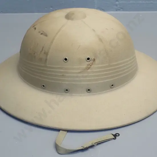 safari hat