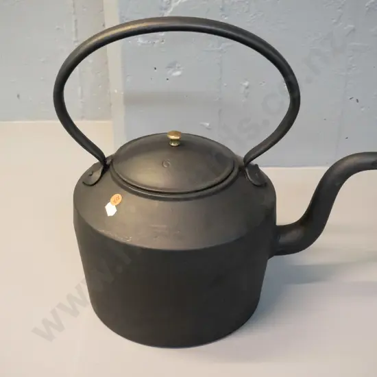 cast iron kettle, brass knob on lid - marked Kenrick No. 6 H-390